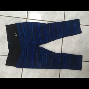 Nike cropped leggings